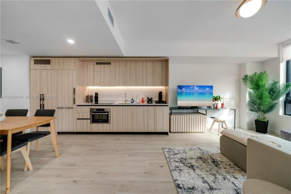 District 225 Miami, 225 N Miami Ave, Miami, Florida 33128, image 2