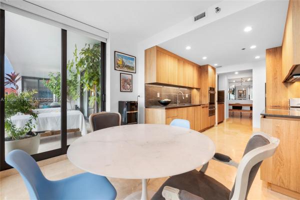 Villa Regina, 1581 Brickell Ave #2302, Miami, Florida 33129, image 3