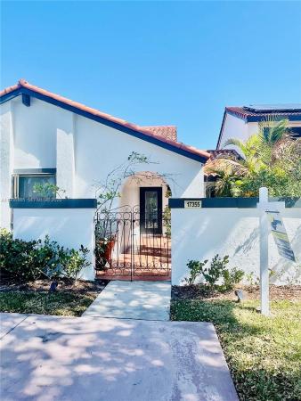 The Moors Townhouses, 17355 NW 66th Ct, Country Club, Florida 33015, image 3