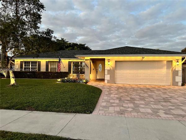 Orange Tree Lakes, 12541 SW 11th Ct, Davie, Florida 33325, image 3