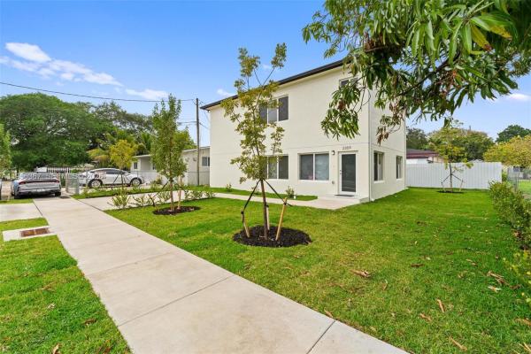 Gladeview No HOA, 2359 NW 64th St, Gladeview, Florida 33147, image 3