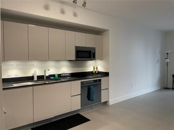 1010 Brickell, 1010 Brickell Ave #3708, Miami, Florida 33131, image 2