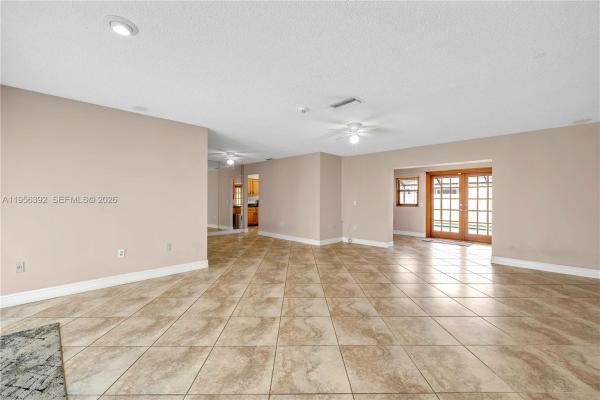 Westview, 1102 NW 89th Ter, Pembroke Pines, Florida 33024, image 2