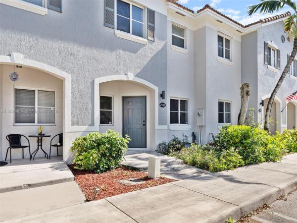 Venetia Groves, 2987 SE 15th Ave, Homestead, Florida 33035, image 3