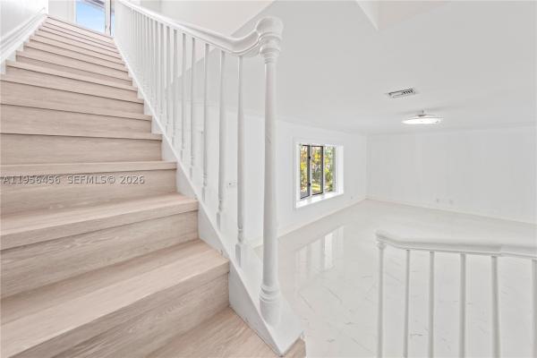 Venice, 405 Bontona Ave, Fort Lauderdale, Florida 33301, image 2