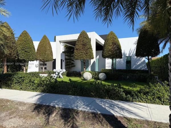 Lincoln City, 9839 SW 213th St, Cutler Bay, Florida 33189, image 1