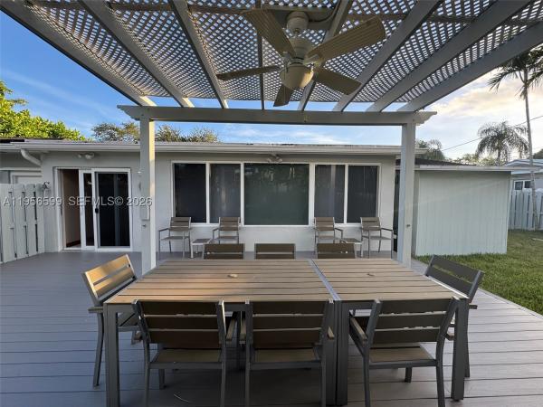 Fort Knox Estates, 1110 Redbird Ave, Miami Springs, Florida 33166, image 2