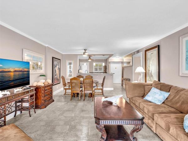 Meadowbrook Lakes, 201 SE 11th Ter #303, Dania Beach, Florida 33004, image 1