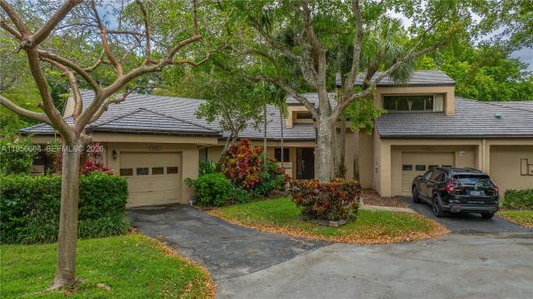 Chelsea At Jacaranda, 9360 S Chelsea Dr S, Plantation, Florida 33324, image 2