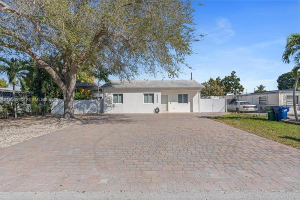 12045 NW 20th Ave, Unincorporated Dade County, Florida 33167, image 1
