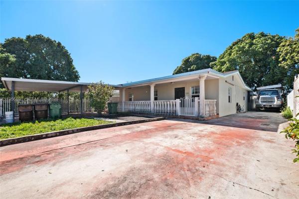 Linden Gardens, 3880 E 8th Ln, Hialeah, Florida 33013, image 2