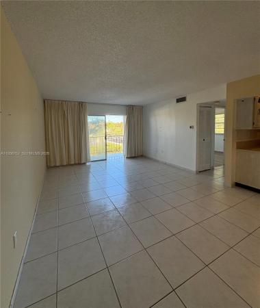 8950 NE 8th Ave #312, Unincorporated Dade County, Florida 33138, image 3