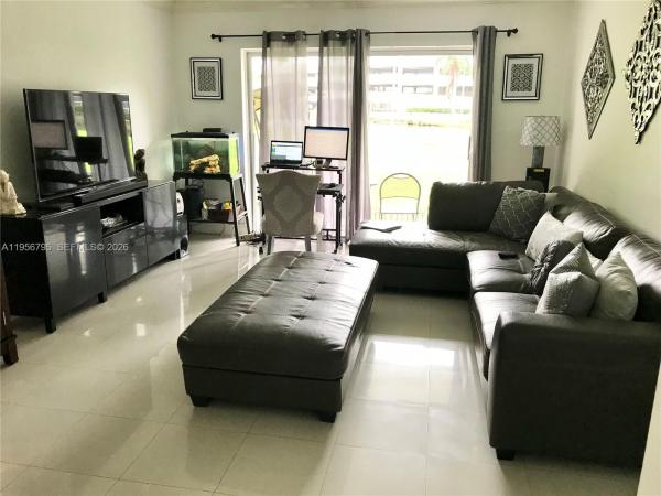 Village At Dadeland, 7330 SW 82nd St #B117, Glenvar Heights, Florida 33143, image 1