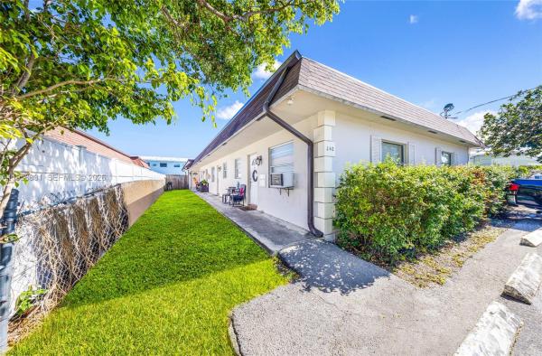 Ocean Drive Estates, 240 SE 9th Ave #1-4, Pompano Beach, Florida 33060, image 2
