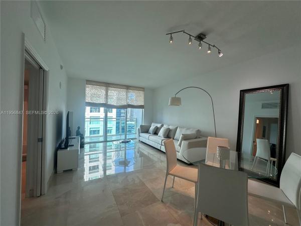 The Plaza On Brickell East, 950 Brickell Bay Dr #1402, Miami, Florida 33131, image 1