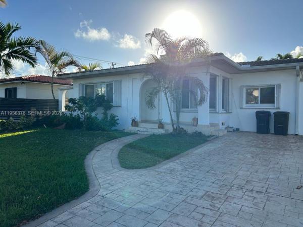 Altos Del Mar, 9208 Byron Ave, Surfside, Florida 33154, image 1