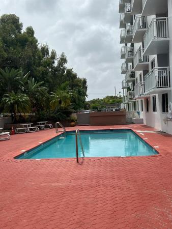 1251 NE 108th St #102, Unincorporated Dade County, Florida 33161, image 2