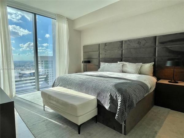 Rise Brickell City Centre, 88 SW 7th St #2404, Miami, Florida 33130, image 1