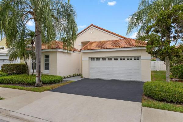 Bermuda Springs, 332 Bridgeton Rd, Weston, Florida 33326, image 2