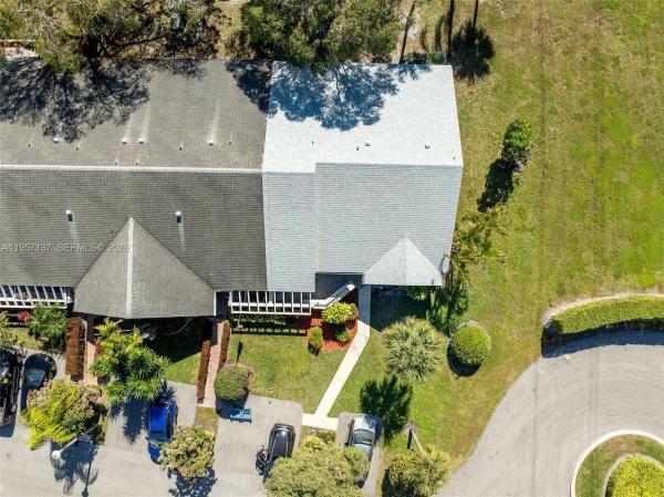 The Villas Of Waterberry, 10988 Lake Front Pl, Boca Raton, Florida 33498, image 3