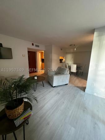 International Park, 11750 SW 18th St #125-1, Tamiami, Florida 33175, image 1