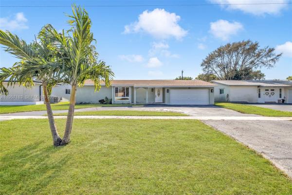 Twin Lakes, 11900 NW 29th Mnr, Sunrise, Florida 33323, image 2