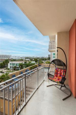 Uptown Lofts, 2275 Biscayne Blvd #606, Miami, Florida 33137, image 2