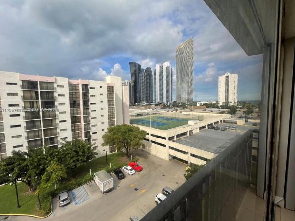 Plaza Of The Americas, 16909 N Bay Rd #807, Sunny Isles Beach, Florida 33160, image 1