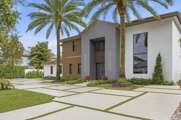 Doral Estates, 9467 NW 54th Doral Circle Ln, Doral, Florida 33178, image 1