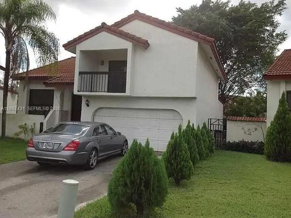 10734 SW 117th Pl, Unincorporated Dade County, Florida 33186, image 1