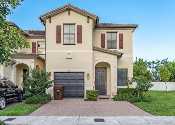 Aquabella, 10301 W 32nd Ln, Hialeah, Florida 33018, image 2