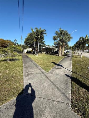 Hialeah Acres, 185 E 20th St, Hialeah, Florida 33010, image 2
