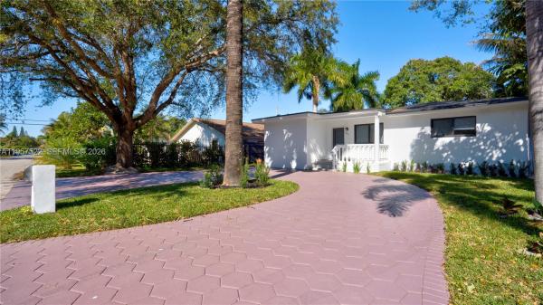 Fulford Highlands, 315 NE 160th Ter, Golden Glades, Florida 33162, image 3