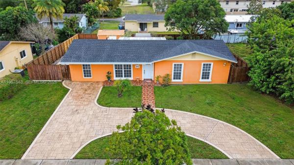 Leslie Estates, 3427 NW 196th Ln, Miami Gardens, Florida 33056, image 1
