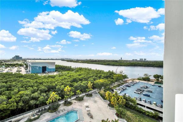 Arlen House East, 100 S Bayview Dr #1222, Sunny Isles Beach, Florida 33160, image 2