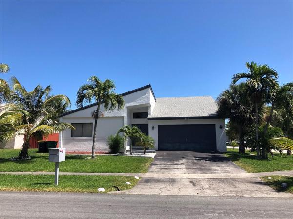Town & Country Estates, 719 SE 3rd Ave #719, Dania Beach, Florida 33004, image 1