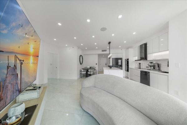 Wind, 350 S Miami Ave #2314, Miami, Florida 33130, image 1