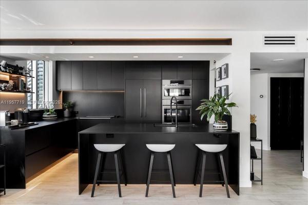 The Floridian, 650 West Ave #712, Miami Beach, Florida 33139, image 1