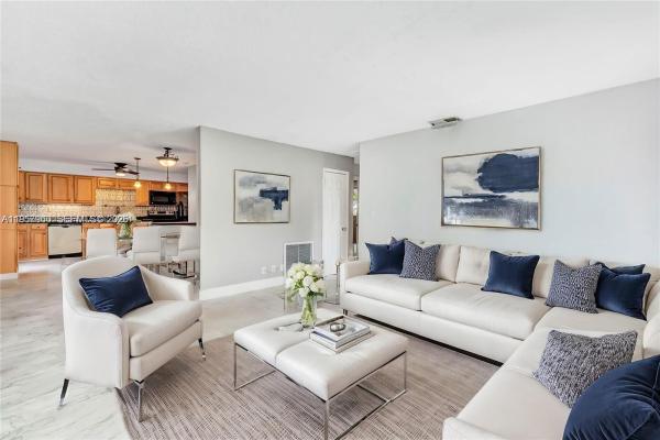 Central Oakland Park, 735 NE 38th St, Oakland Park, Florida 33334, image 1