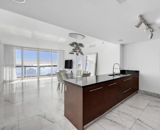 Icon Brickell Tower 1, 465 Brickell Ave #4003, Miami, Florida 33131, image 1