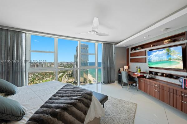 Trump Royale, 18201 Collins Ave #5201, Sunny Isles Beach, Florida 33160, image 1