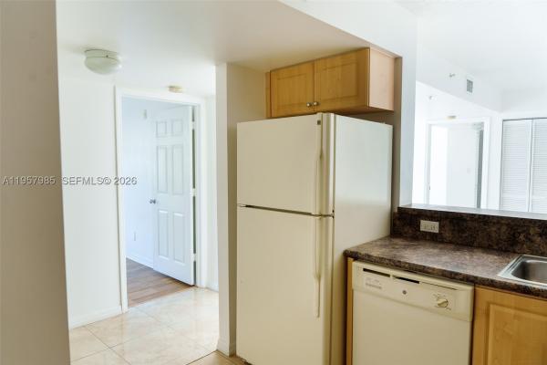 Sheridan Beach Club, 509 E Sheridan St #3083, Dania Beach, Florida 33004, image 2