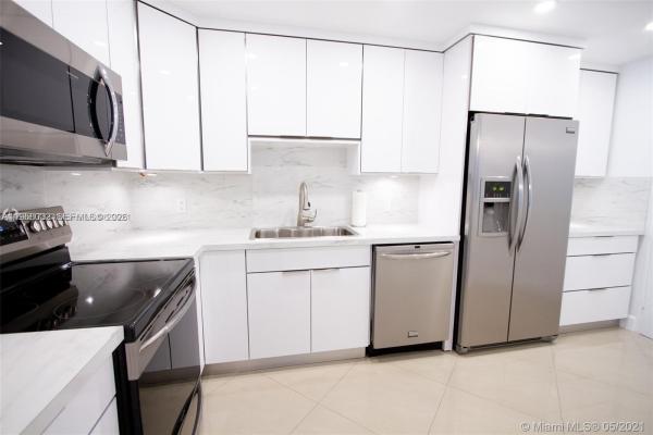 The Tides On Hollywood Beach, 3801 S Ocean Dr #PH-16S, Hollywood, Florida 33019, image 2