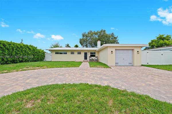 South Coral Homes, 9620 Jamaica Dr, Cutler Bay, Florida 33189, image 1