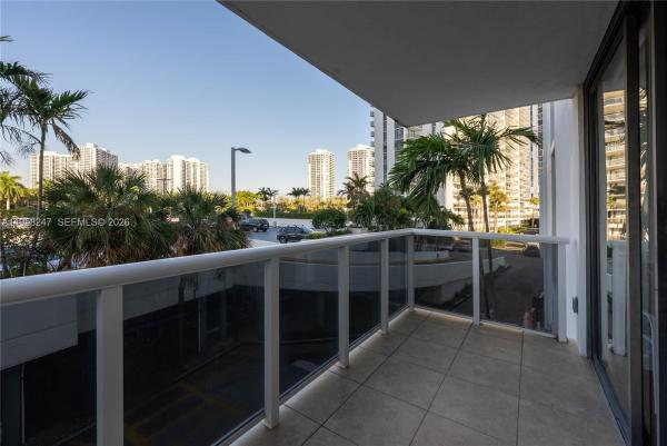 Eldorado Towers, 3675 N Country Club Dr #201, Aventura, Florida 33180, image 3