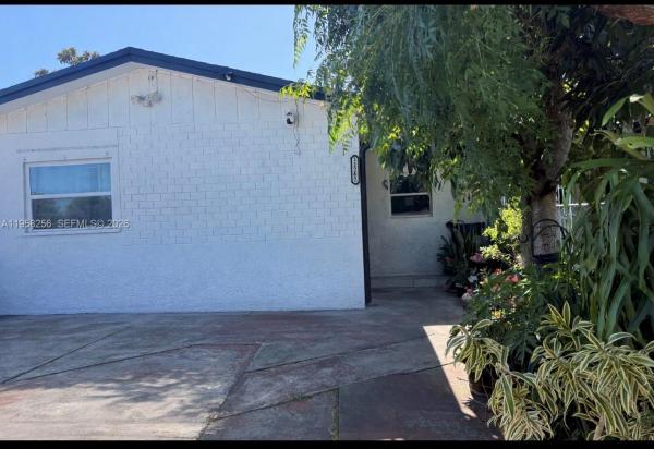 11242 SW 189th Ln, Unincorporated Dade County, Florida 33157, image 1