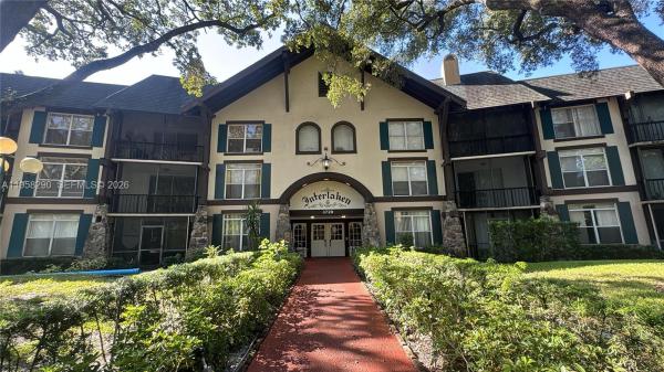 International Village At Inverrary, 3720 Inverrary Dr #2S, Lauderhill, Florida 33319, image 1