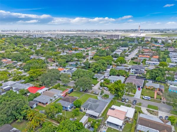 Country Club Estates, 249 Carlisle Dr, Miami Springs, Florida 33166, image 1