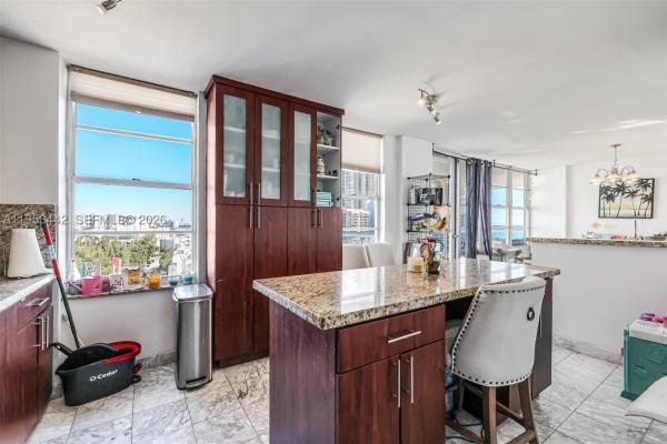 Winston Towers 300, 230 174th St #1404, Sunny Isles Beach, Florida 33160, image 3