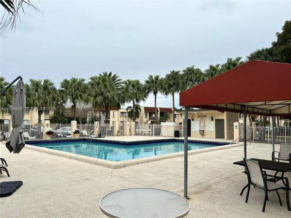 The Gardens Of Bonaventure 14 East, 16441 Blatt Blvd #102, Weston, Florida 33326, image 1